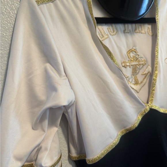 Captain Costume - Picture 8 of 9